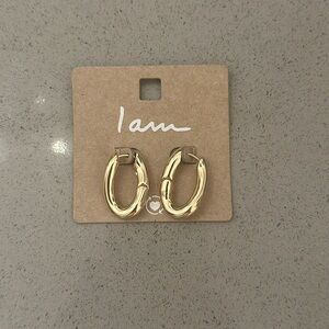 NEW I am gold tone hoops